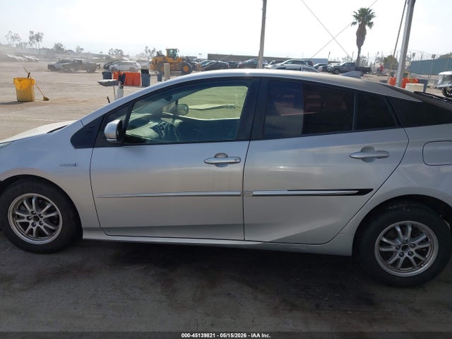Toyota Prius Two