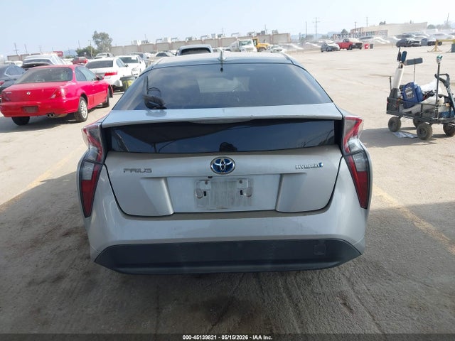 Toyota Prius Two
