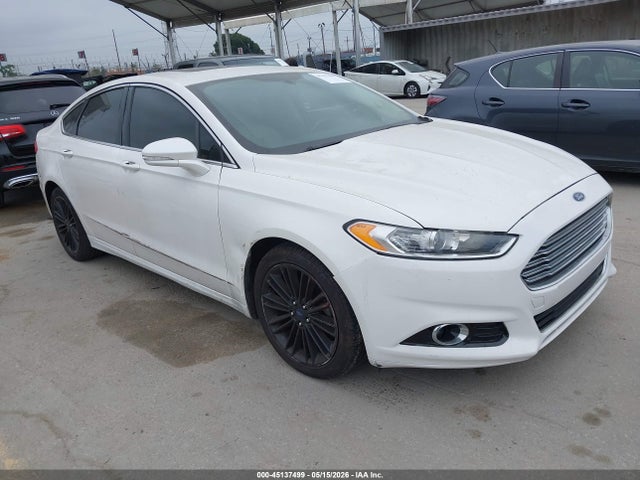 Salvage Ford Fusion Image