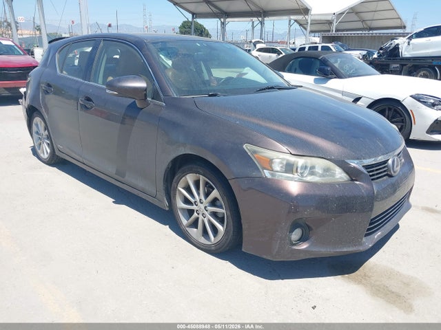 Salvage Lexus Ct Image
