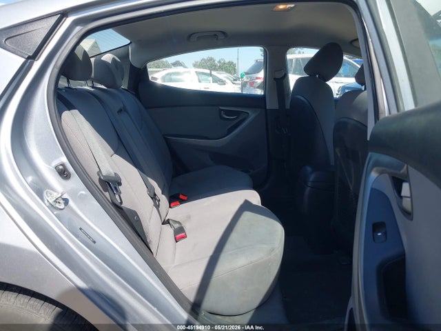 Hyundai ELANTRA Se