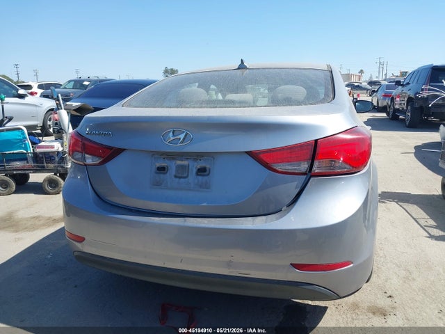 Hyundai ELANTRA Se