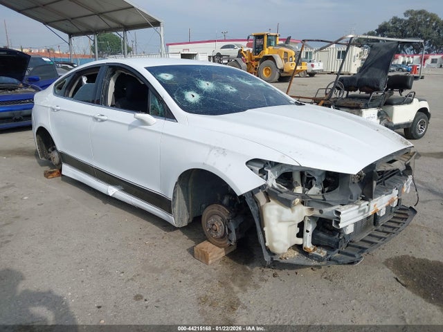Salvage Ford Fusion Image