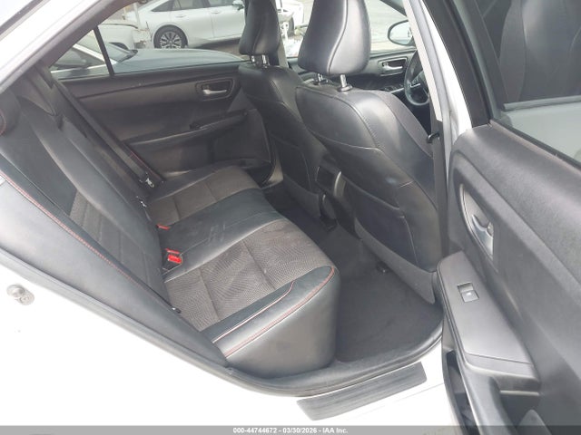 Toyota Camry Se