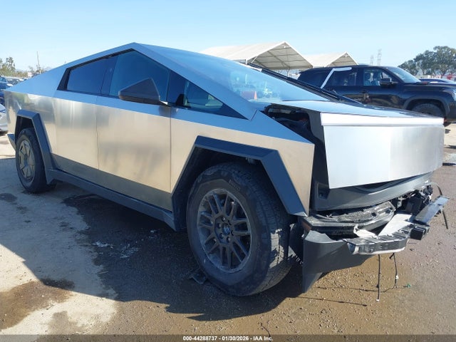 Salvage Tesla Cybertruck Image