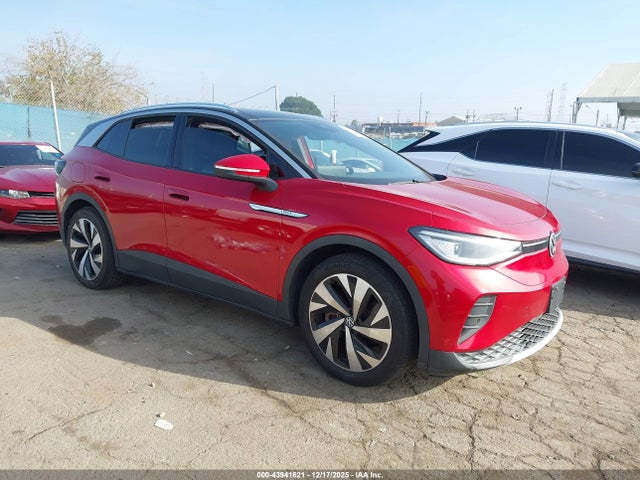 Salvage Volkswagen ID.4 Image