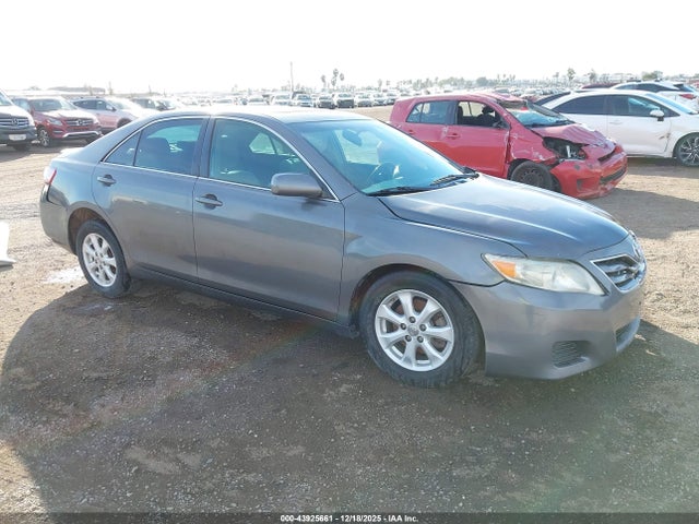 Salvage Toyota Camry Image