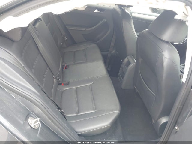 Volkswagen Jetta 1.4t Se