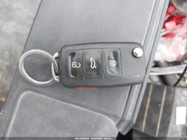 Volkswagen Jetta 1.4t Se