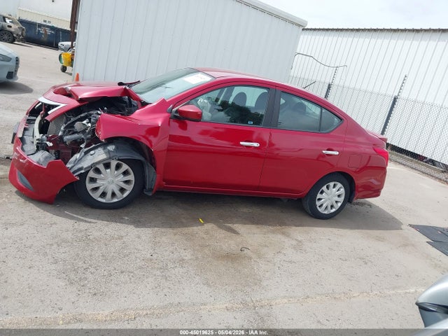 Nissan Versa 1.6 Sv