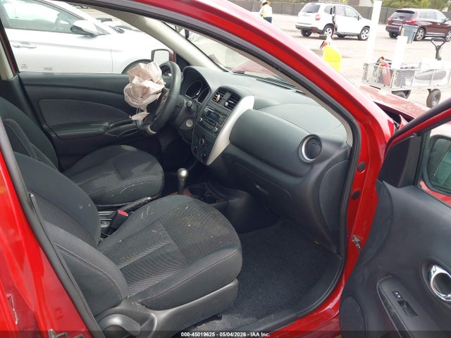 Nissan Versa 1.6 Sv