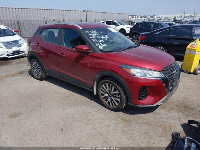 Salvage Nissan Kicks Image