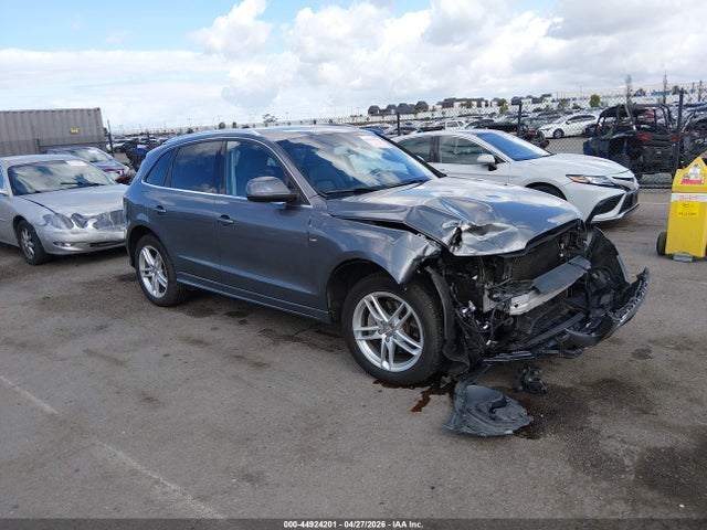 Salvage Audi Q5 Image