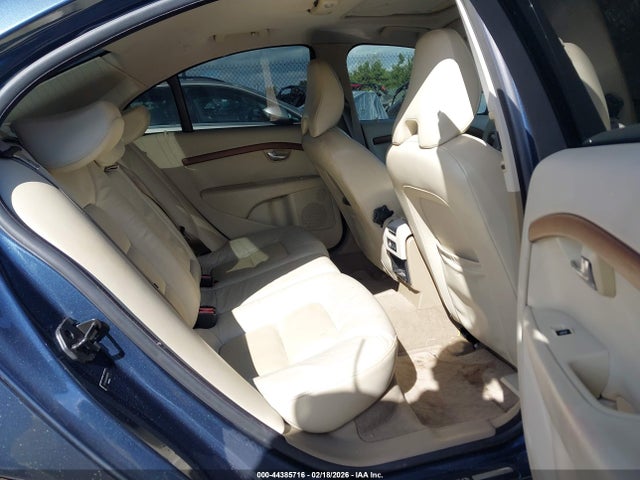 Volvo S80 3.2