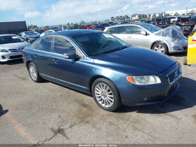 Salvage Volvo S80 Image