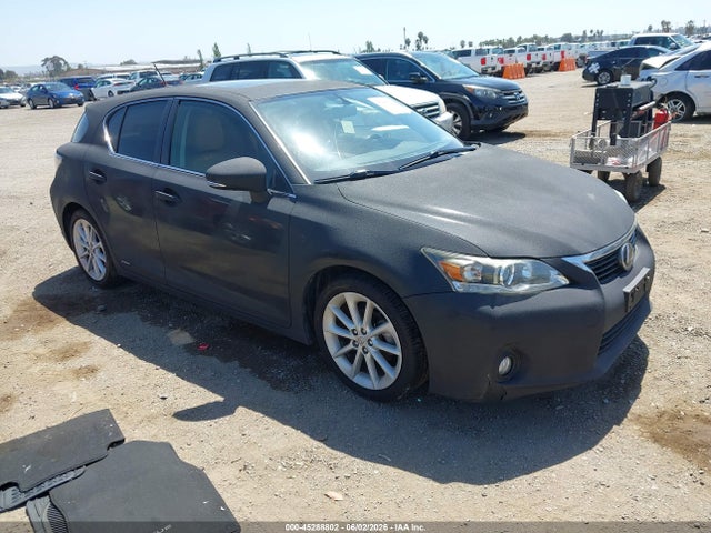 Salvage Lexus Ct Image