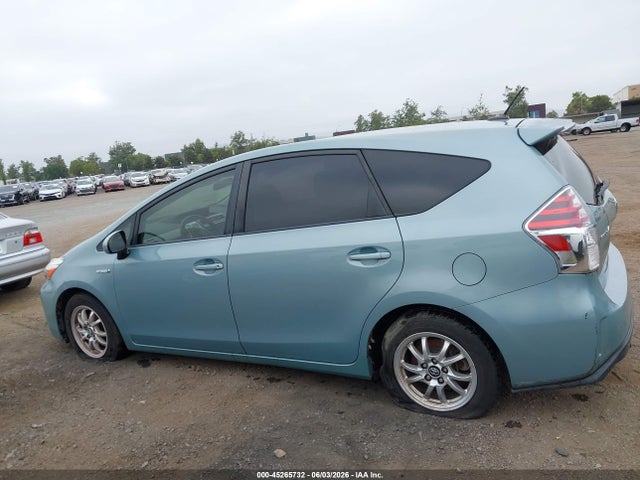 Toyota Prius v Three