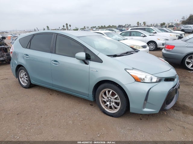 Salvage Toyota Prius v Image