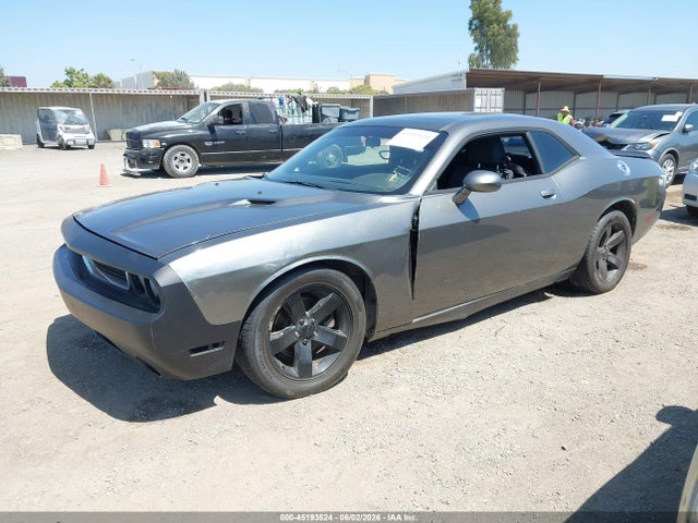 Dodge Challenger Sxt