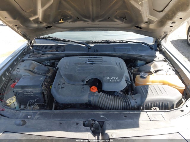 Dodge Challenger Sxt