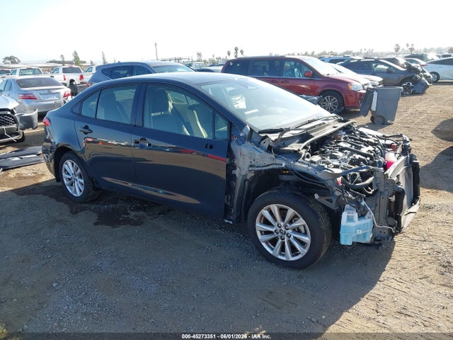 Salvage Toyota Corolla Image