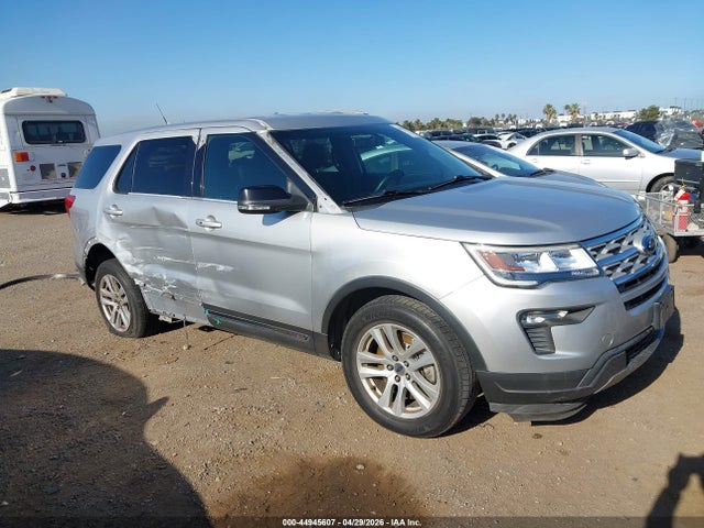 Salvage Ford Explorer Image