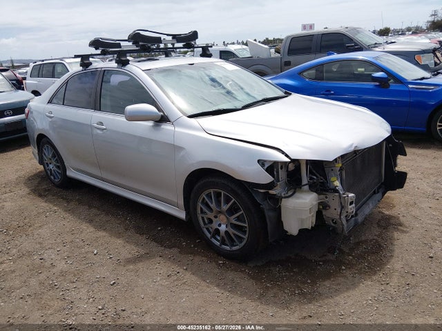 Salvage Toyota Camry Image