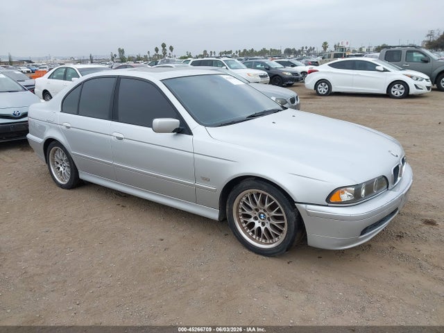 Salvage BMW 5 Series Image