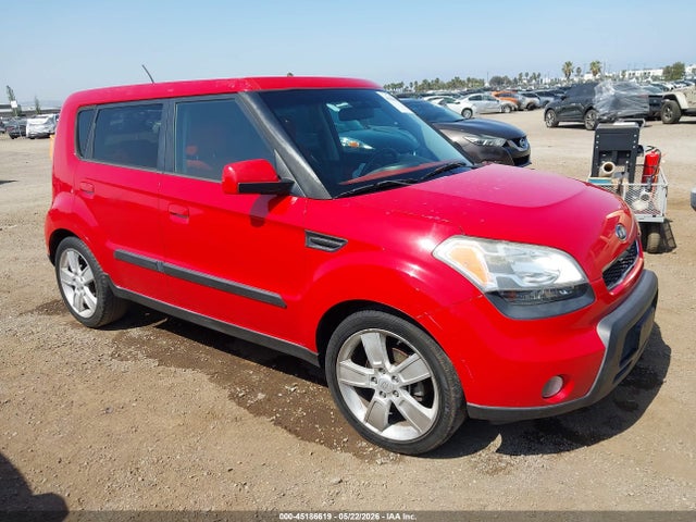 Salvage Kia Soul Image