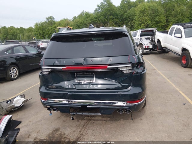 Lincoln Aviator Black Label