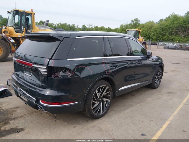 Lincoln Aviator Black Label