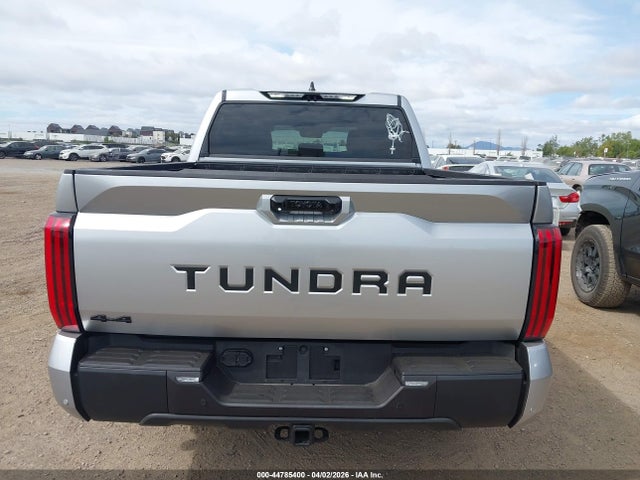 Toyota Tundra Limited Crewmax 5.5' Bed