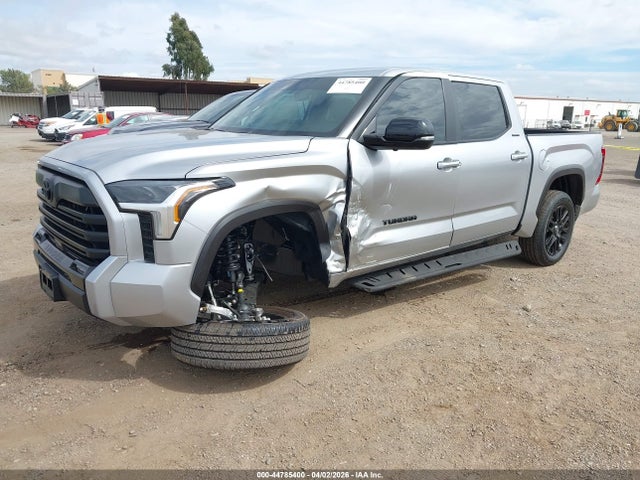 Toyota Tundra Limited Crewmax 5.5' Bed