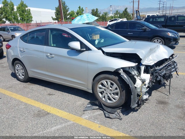 Salvage Hyundai ELANTRA Image
