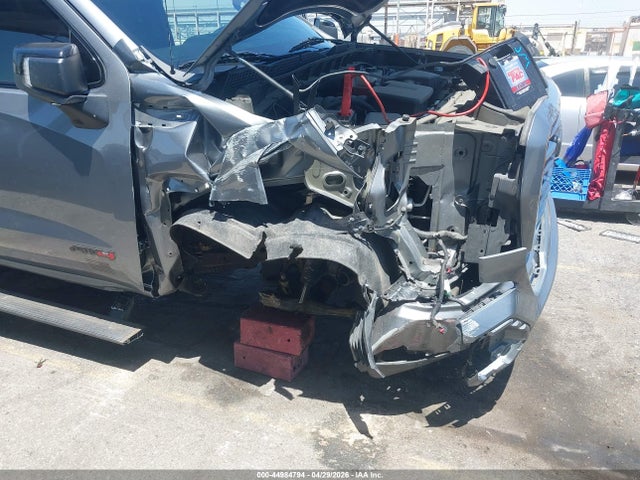 GMC Sierra 1500 4wd  Short Box At4
