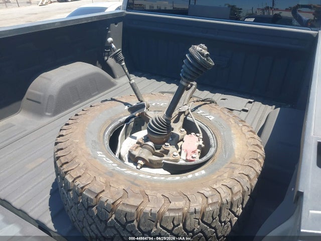 GMC Sierra 1500 4wd  Short Box At4