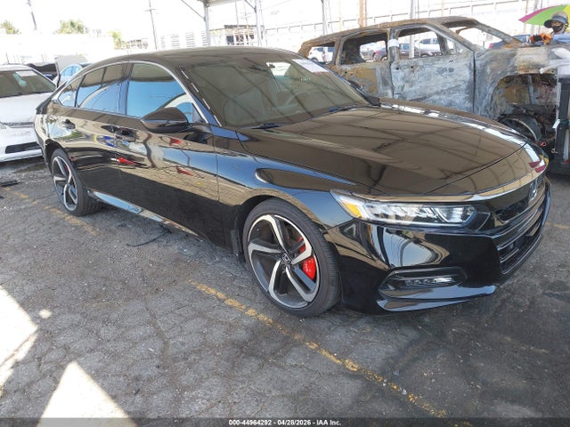 Salvage Honda Accord Image