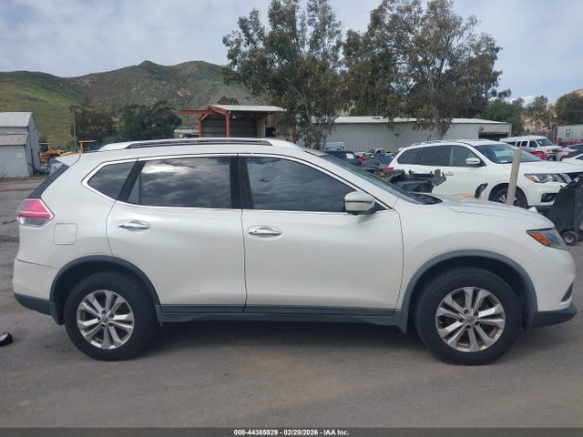 Nissan Rogue Sv
