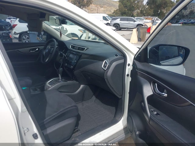 Nissan Rogue Sv
