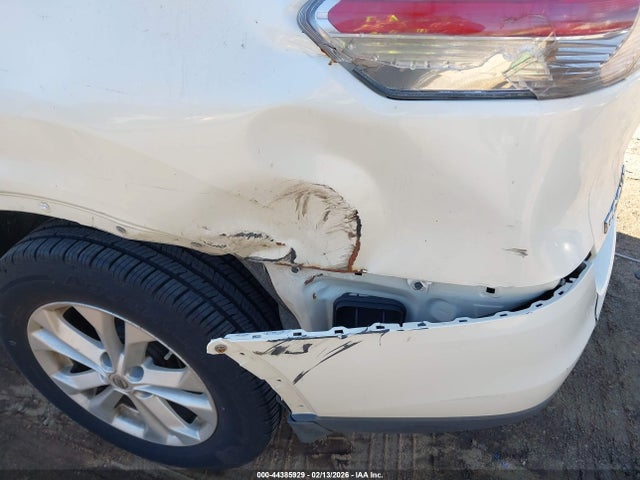 Nissan Rogue Sv