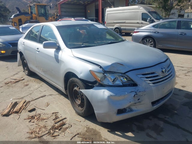 Salvage Toyota Camry Image