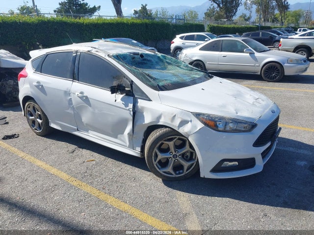 2016 Ford Focus St