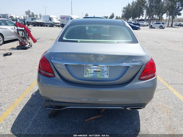 Mercedes-Benz C-Class Luxury 4matic