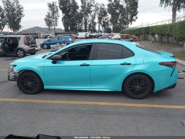Toyota Camry Se Nightshade Edition