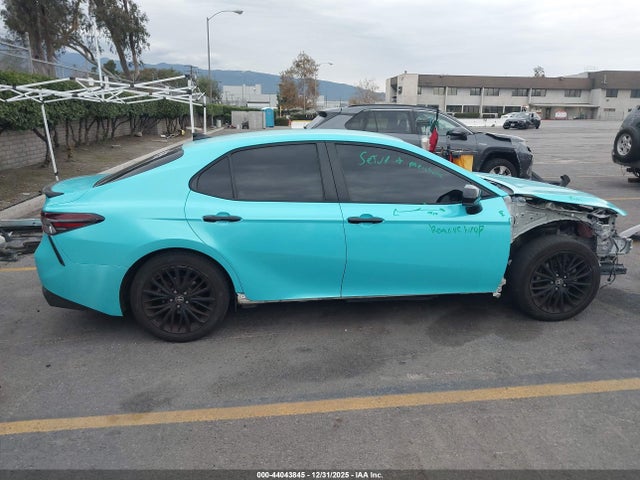 Toyota Camry Se Nightshade Edition