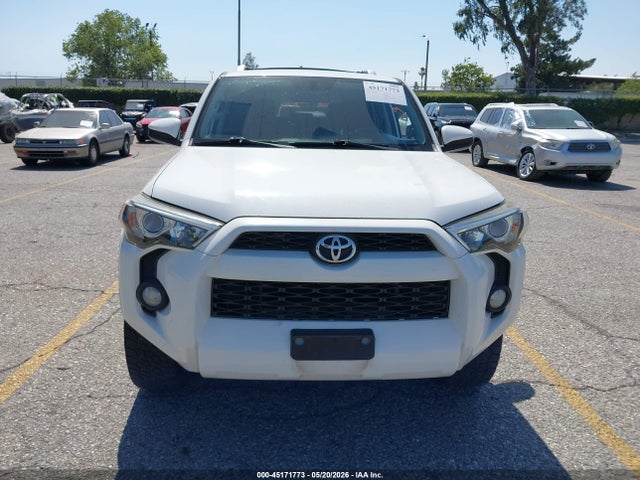Toyota 4Runner Sr5