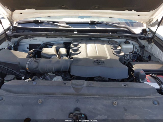 Toyota 4Runner Sr5