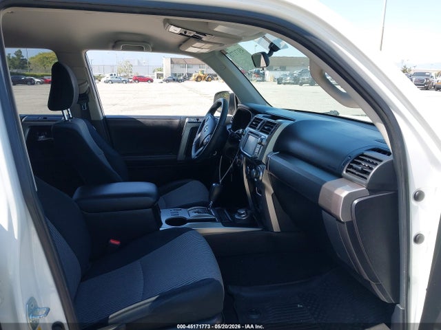 Toyota 4Runner Sr5