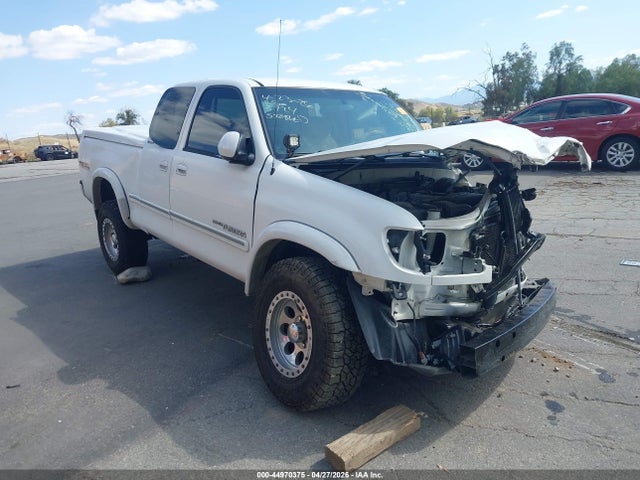 Salvage Toyota Tundra Image