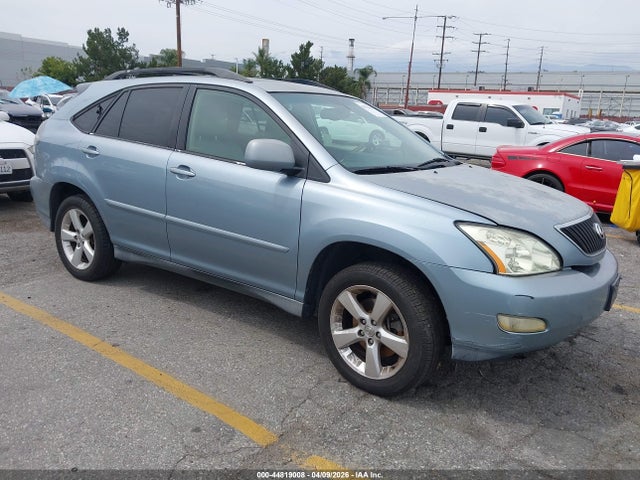 Salvage Lexus RX Image